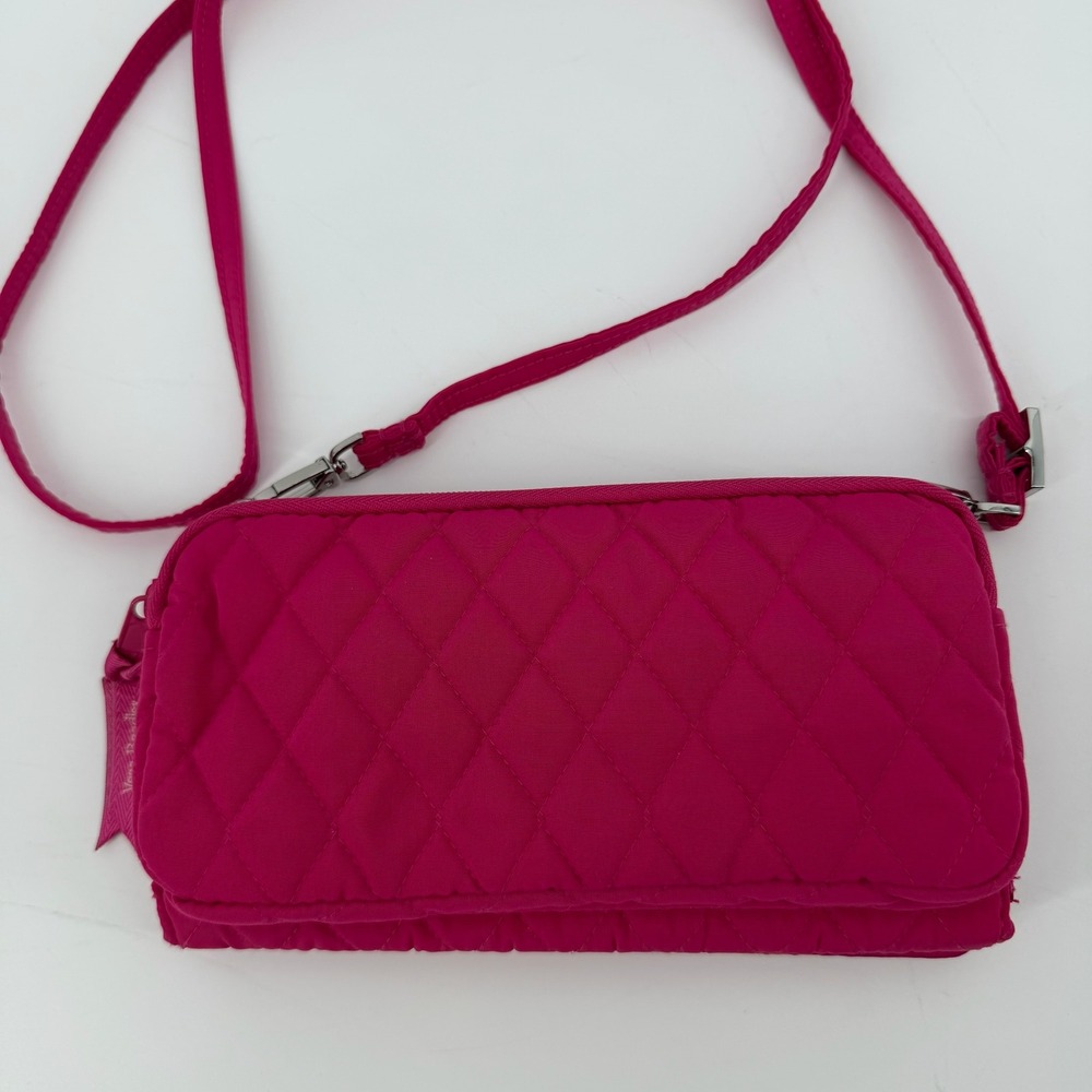 Vera Bradley All in One‎ Quilted Wallet Crossbody Bag Pink Zip Around Strap - Picture 2 of 7